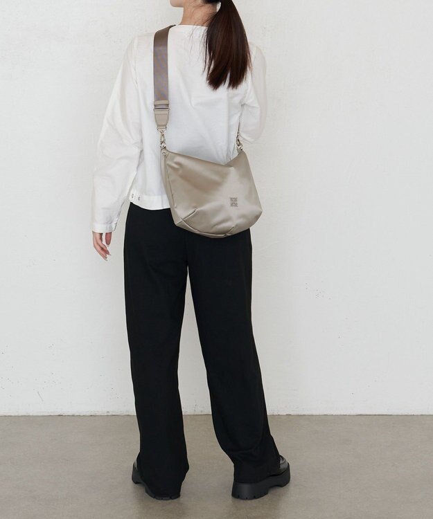 russet 【2025AW新作】クラウズナイロン ラウンド2WAYショルダーバッグ(CE-1621) Gray