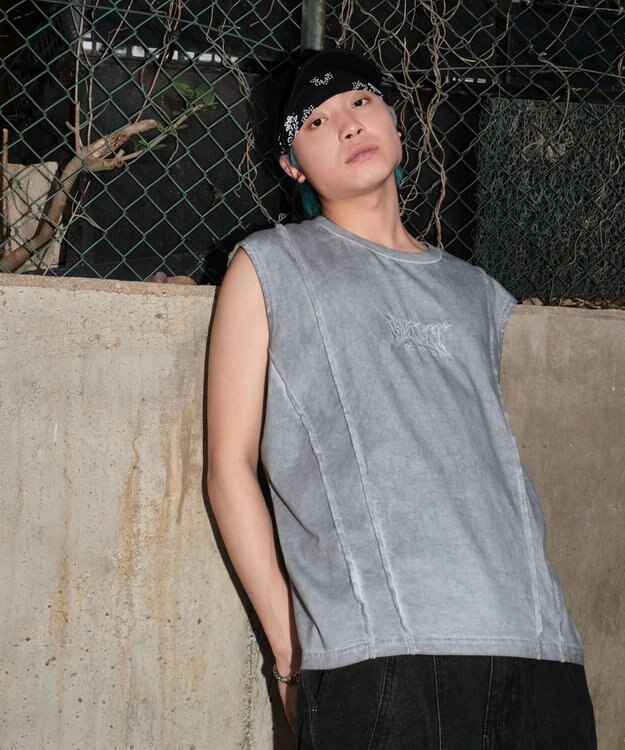 WEGO 【ユニセックス着用ITEM/MLサイズ展開】コールドダイスウィッチングロゴノースリーブ グレー