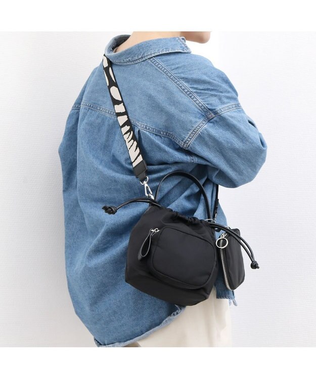 UNBILLION カシュカシュ cachecache / アクセポーチ付ナイロントート ブラック