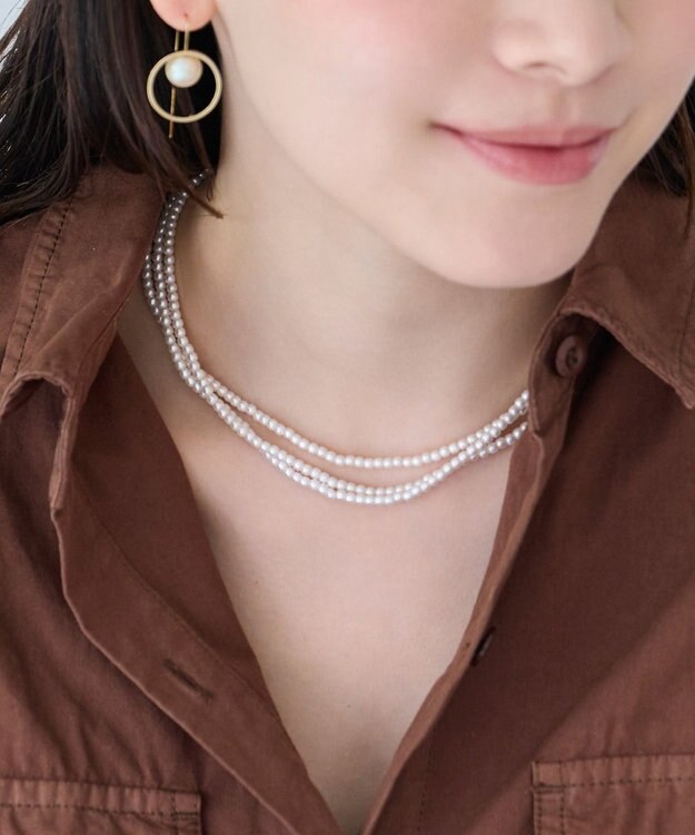 Phoebe <オンワード限定セット>3連ビーズパールネックレス×バランスバロックパールフープイヤリング ホワイト