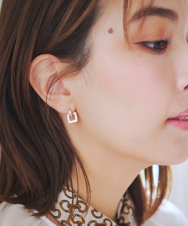 Tiaclasse 【金属アレルギー対応】スクエアシェルピアス ピンクゴールド