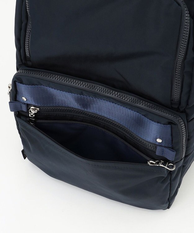 Y'SACCS テープデザイン　トラベルデイパック ネイビー