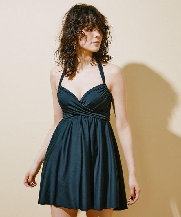 San-ai Resort（三愛水着楽園） ワコール定番商品カップ使用、GHIカップの大きなお胸に対応【グラマラスフィット】クロスワイヤーAライン水着　11EF-ML・13GHI-L LL ブラック