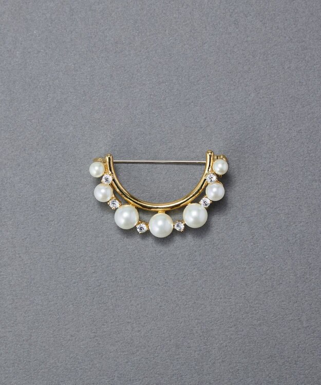 Phoebe フォーマルパールビジューハーフブローチ　ゴールド ゴールド