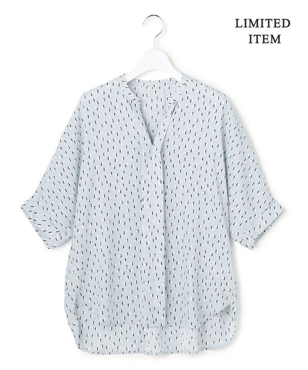 ICB L 【先行予約・WEB限定】BackSatinAmunzen 5分袖キーネックブラウス サックスブルー×モチーフドット柄