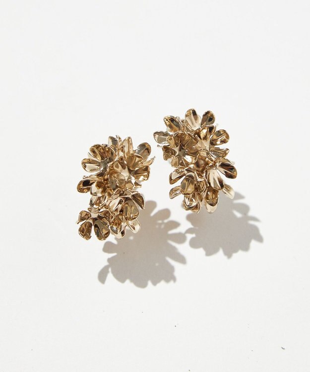 組曲 フルールメタルイヤリング ゴールド系