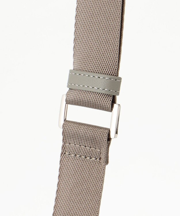 Y'SACCS リサイクルナイロン×カウレザー ラップミニショルダー グレージュ