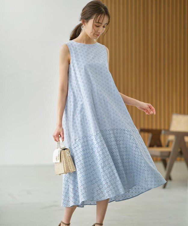 組曲 S 【WEB限定】エンブロイダリーレース ノースリーブワンピース サックス系9