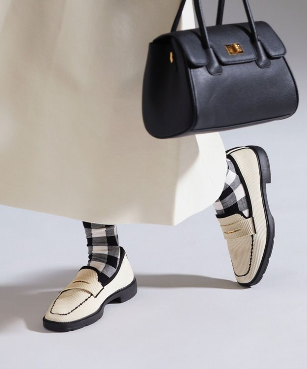 steppi 【VERY掲載 / 撥水 / 洗える】コインローファー エクリュ