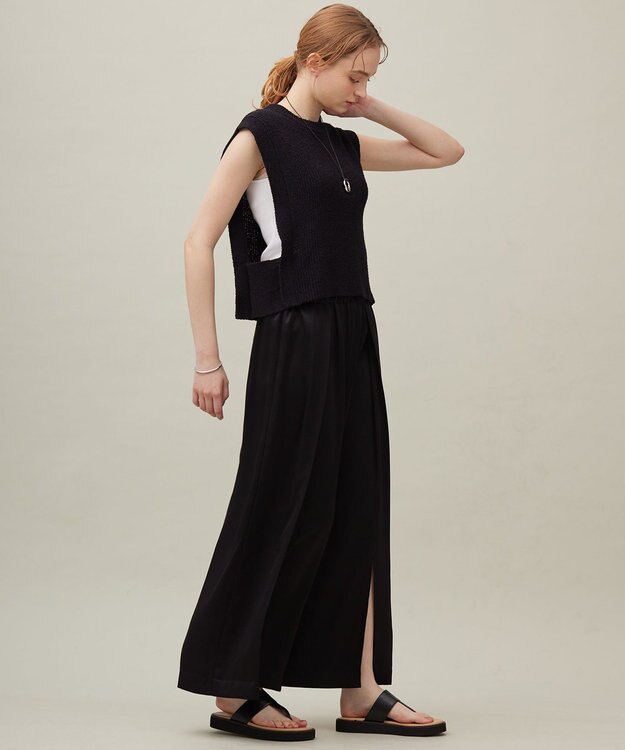 23区 【SACRA】トリアセサテン パンツ ブラック系