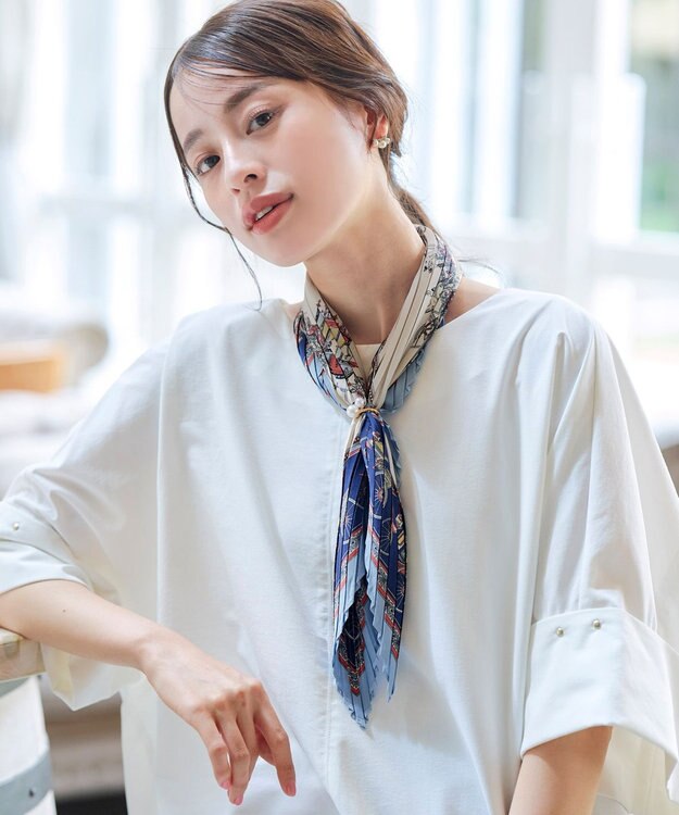 Tiaclasse プリーツスカーフ ネイビー