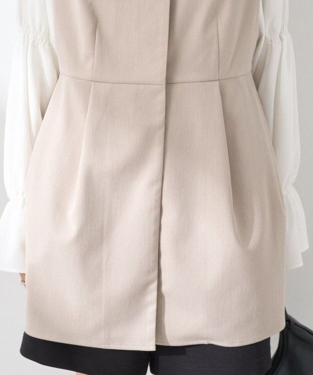 earth music&ecology ペプラムタックジレ Beige