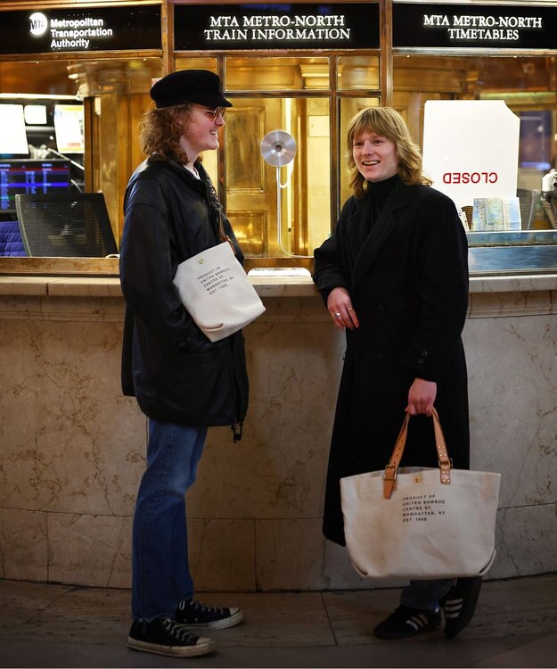 united bamboo 【NAVYS 10月号掲載】UB ベーシックバッグ(ミディアム) オフ