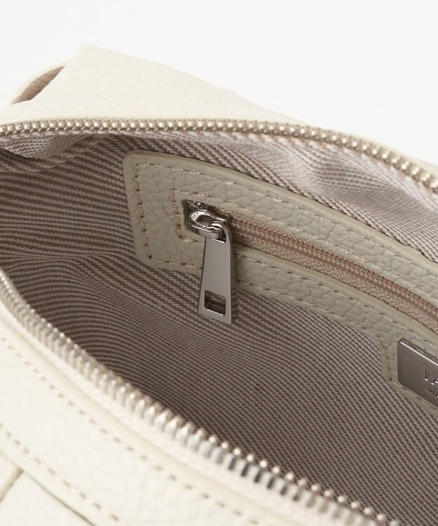 IACUCCI 【予約】ベルタ S CERVO ホワイト