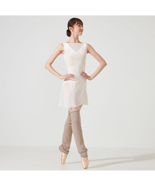 Chacott ◎【Nela ライン】レッグウォーマーショート グレージュ