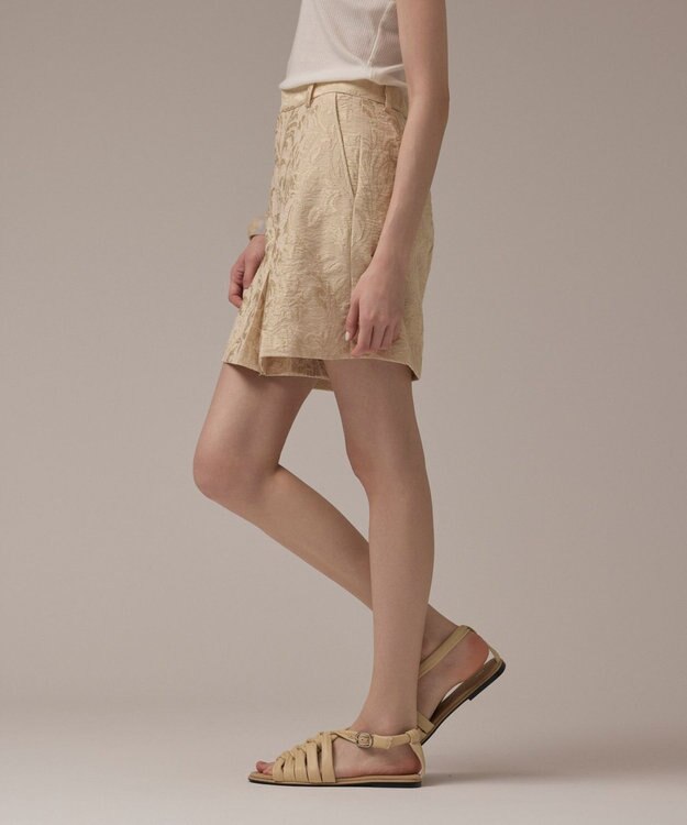 GRACE CONTINENTAL リーフジャガードショートパンツ ベージュ