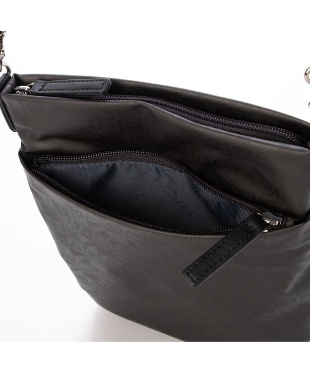 LA BAGAGERIE モノグラムデイリースマホポシェット ガンメタリック