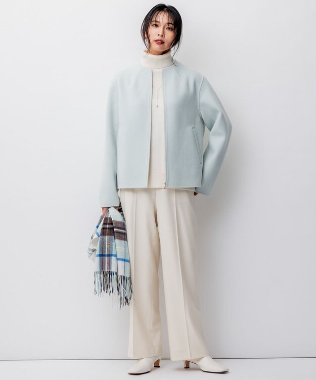 23区 【滝沢眞規子さん着用/洗える】ピュアカシミヤ タートルネック ニット ホワイト系