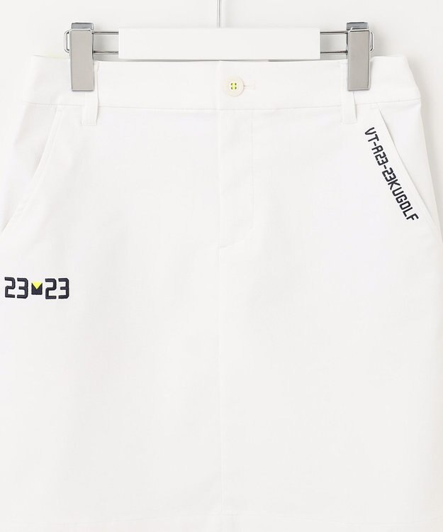 23区GOLF 【WOMEN】【防透/ストレッチ/撥水】スケトラドビーストレッチ モチーフ スカート ホワイト系