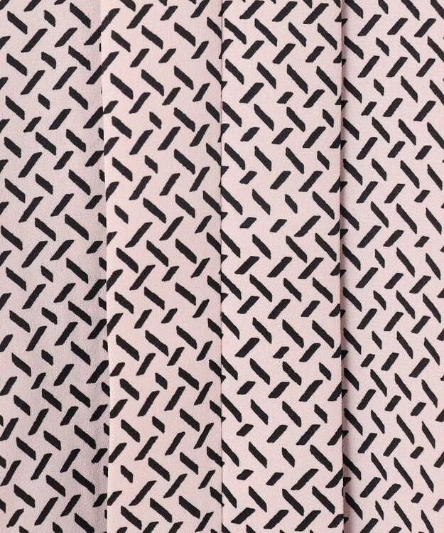 ICB 【人気のため新色追加・WEB限定・接触冷感・UVケア・速乾・洗える】BackSatinAmunzen 5分袖キーネックブラウス ヘイズピンク柄系