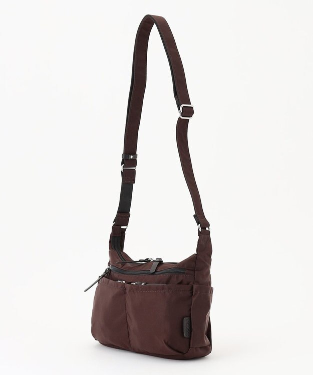 Y'SACCS トリプルポケットベーシックショルダー ワイン