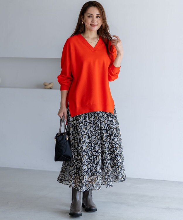 23区 L 【Lサイズ限定/洗える】ヴィスコースストレッチ Ｖネック ニット ライトオレンジ系