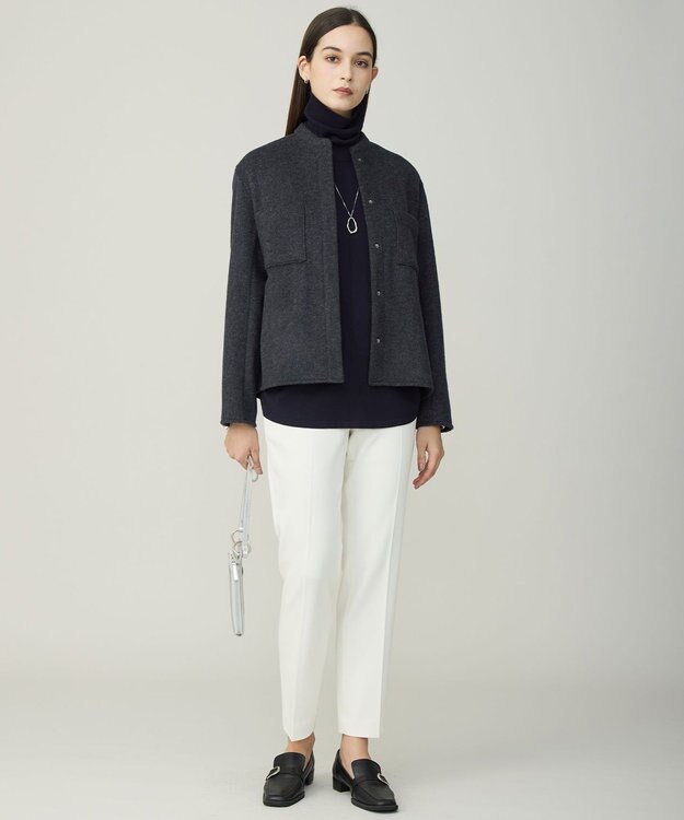 ICB L 【洗える】 トリアセボディシェルピーチ スティックパンツ オフホワイト系