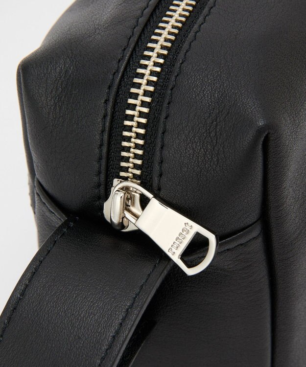 russet 【2025AW新作】レザースクエアショルダーバッグ(CE-1575) Black