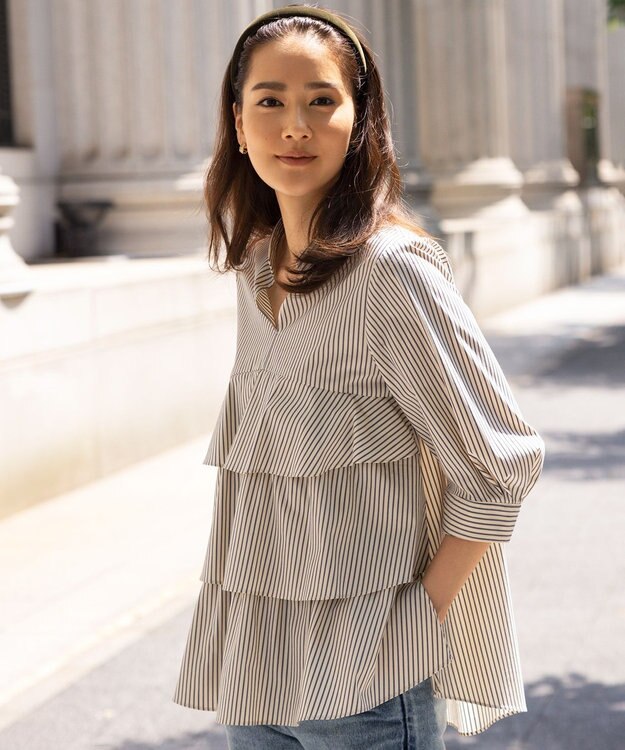 組曲 コンパクトシャーティングティアード ブラウス アイボリー系1