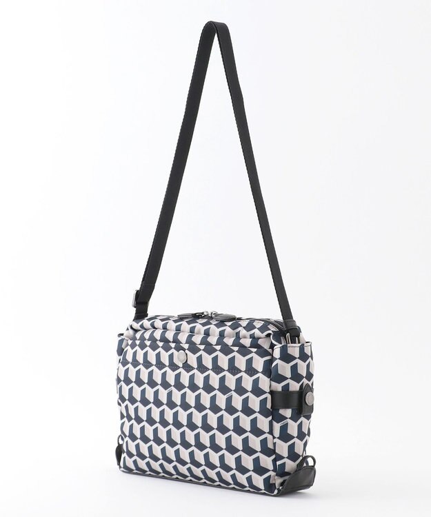 Y'SACCS キュービックモノグラム　スクエアショルダー ネイビー