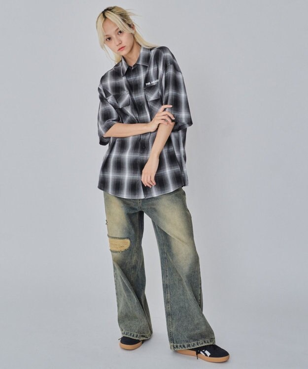 WEGO 【ユニセックス着用ITEM/MLサイズ展開】イラストオンブレチェックシャツ（SS） ブラックチェック1