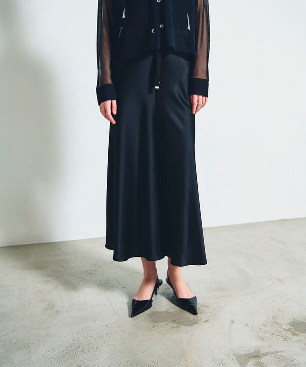 GRACE CONTINENTAL サテンバイアスロングスカート ブラック