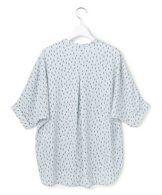 ICB L 【先行予約・WEB限定】BackSatinAmunzen 5分袖キーネックブラウス サックスブルー×モチーフドット柄