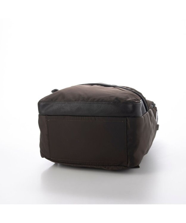 Y'SACCS ナイロンリュックサック チョコ