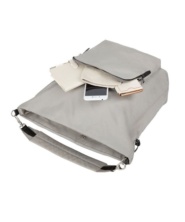 ACE BAGS & LUGGAGE HAyU × ace. フィカス ショルダーバッグ 19104 ハユ ライトグレー