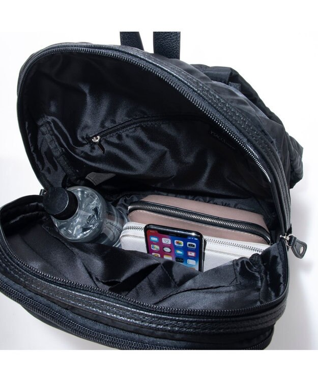 Y'SACCS ナイロンリュックサック ブラック