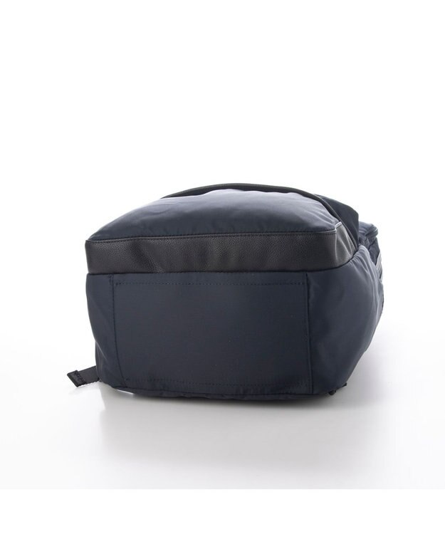 Y'SACCS ナイロンリュックサック ネイビー