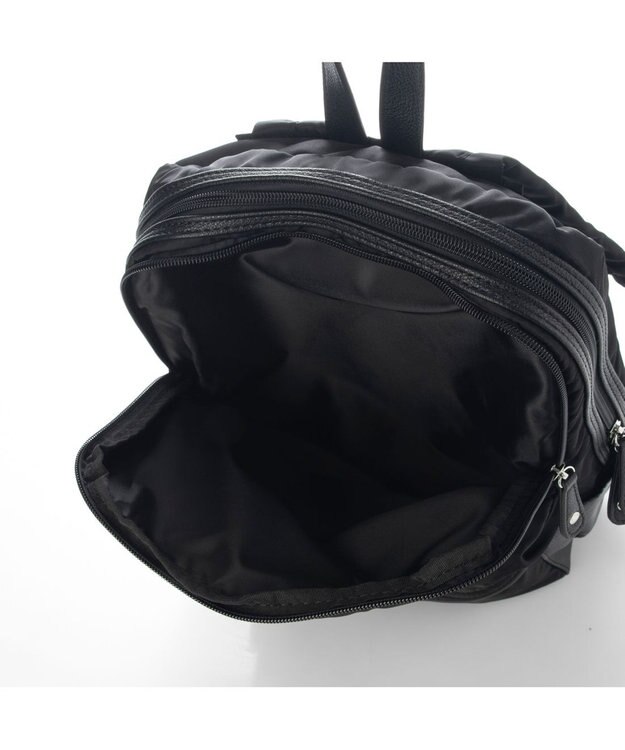 Y'SACCS ナイロンリュックサック ブラック