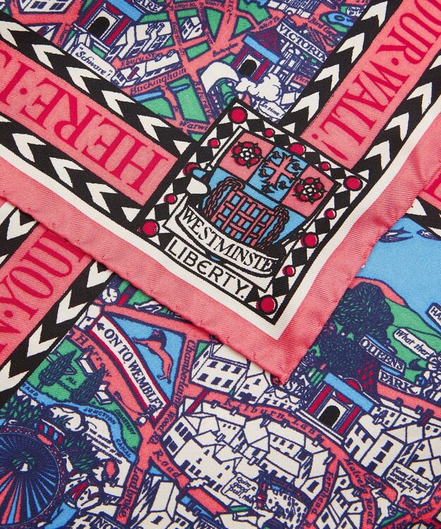 LIBERTY. ビッグ スモーク シルクツイルスカーフ 45 ピンク