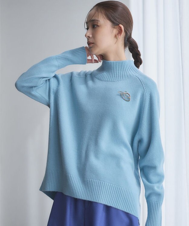 組曲 【8色展開・WEB限定】ウールカシミヤミックス ハイネック ニット パウダーブルー系