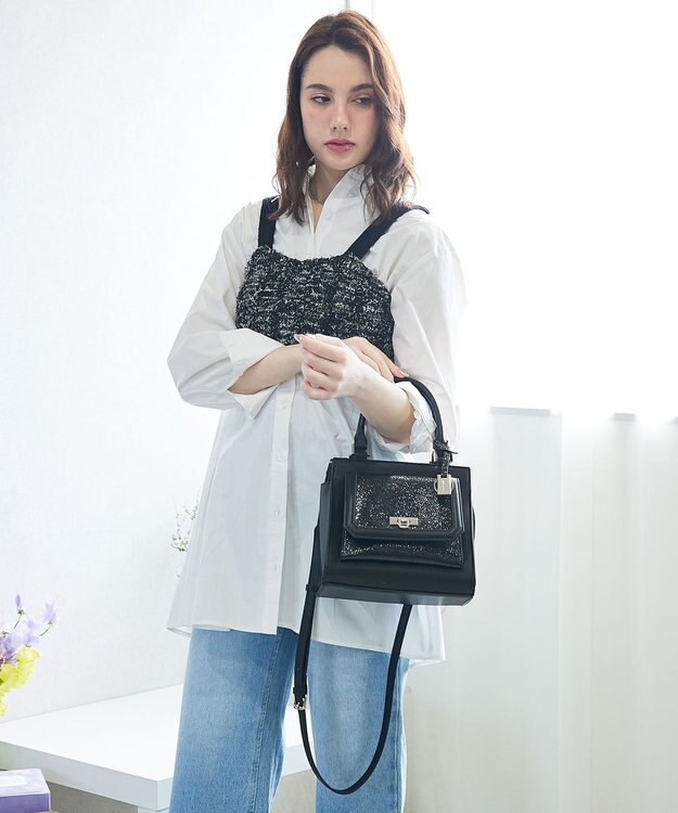 style code 【MERCURYDUO/マーキュリーデュオ】メタリッククラック調型押し フラップハンドバッグ ブラック
