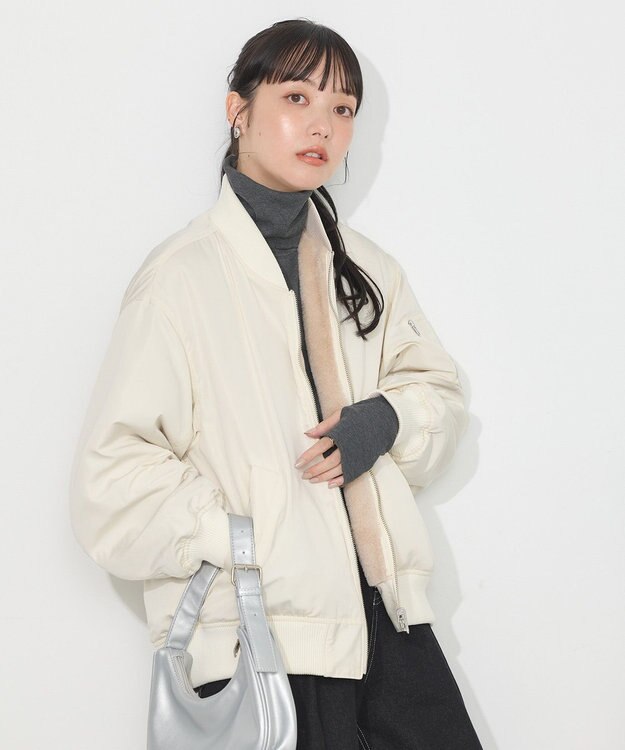 earth music&ecology リバーシブルMA-1 アイボリー