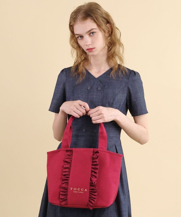 TOCCA 【A4サイズ対応】RIBBON FRILL CANVASTOTE キャンバストートバッグ ボルドー系