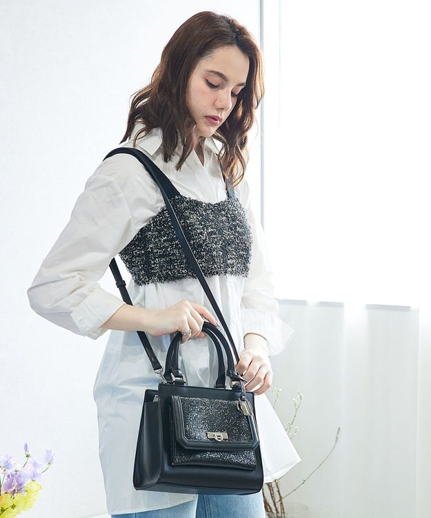 style code 【MERCURYDUO/マーキュリーデュオ】メタリッククラック調型押し フラップハンドバッグ ブラック