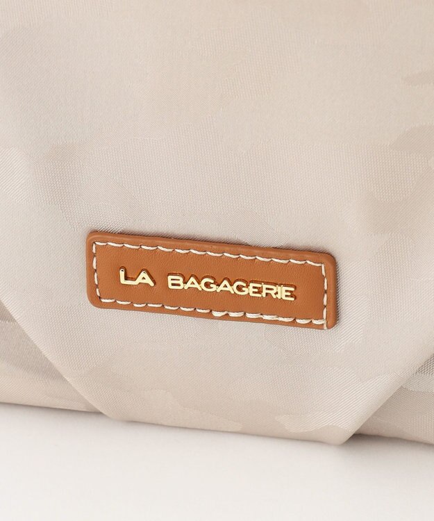 LA BAGAGERIE シャドージャカード ショルダーバッグ アイボリー