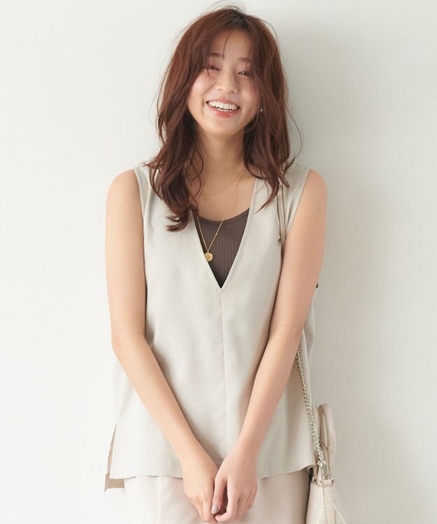 Feroux リネンライクVネック ベスト ベージュ系