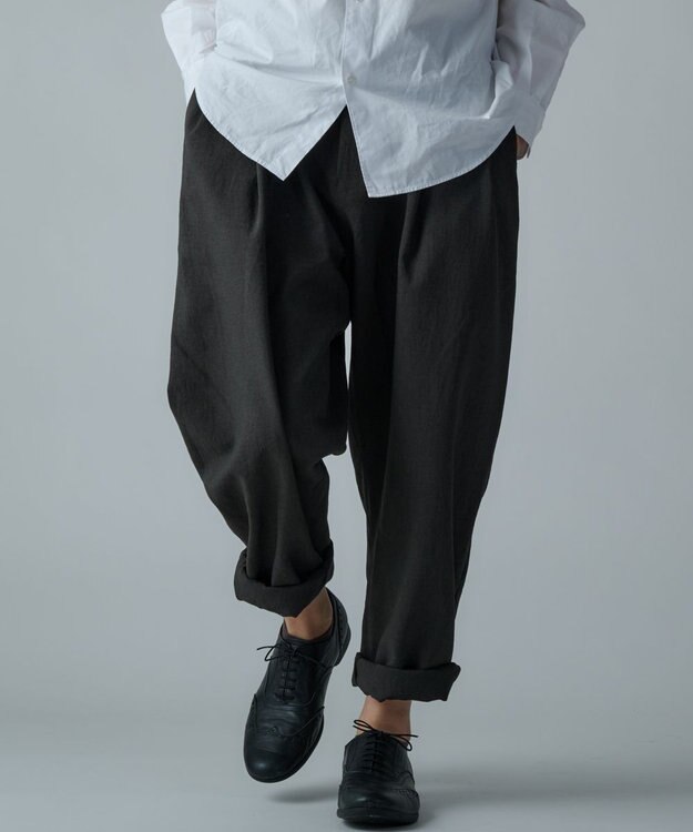 muuc スラックス チャコールグレー