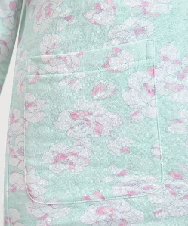 Wing 【数量限定　特別価格】 パジャマ 長袖 長ズボン 綿混(本体) キルトニット素材 保温性 あたたかい 前開きタイプ 丸首 レディース EP6910 ウイング／ワコール メロン