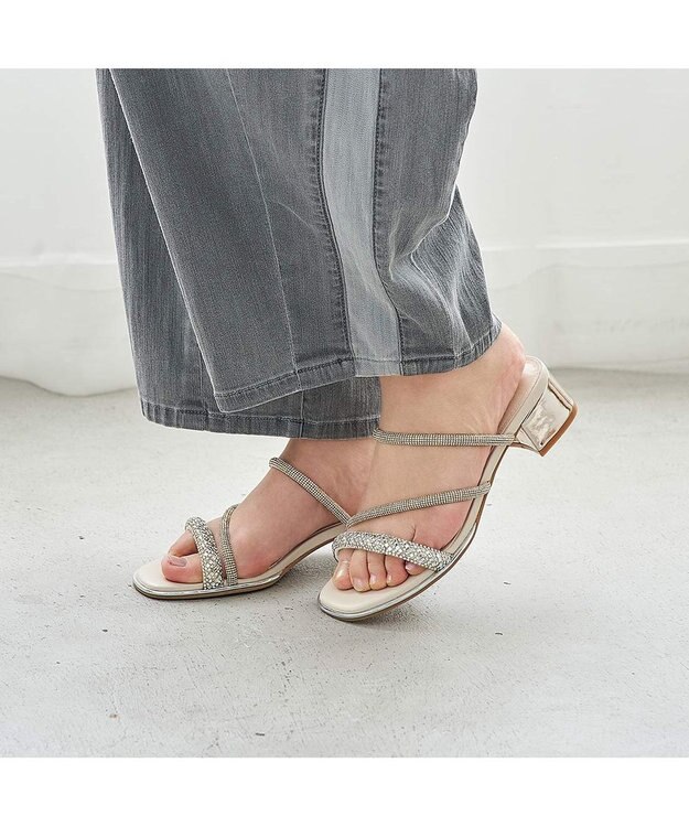 MODE ET JACOMO <MODE ET JACOMO>ラインストーンストラップミュールサンダル アイボリーメタリック