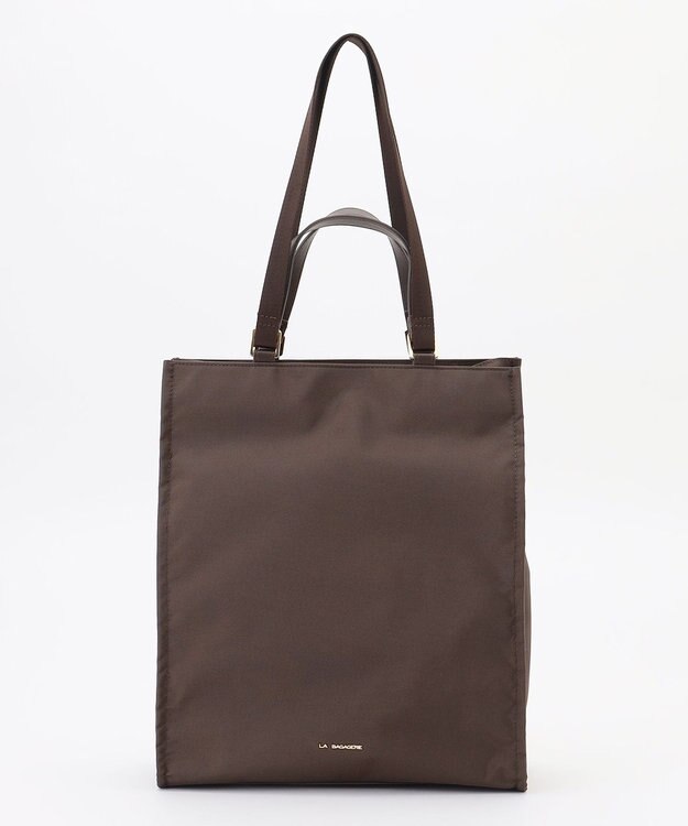 LA BAGAGERIE 縦長スクエアトート チョコ